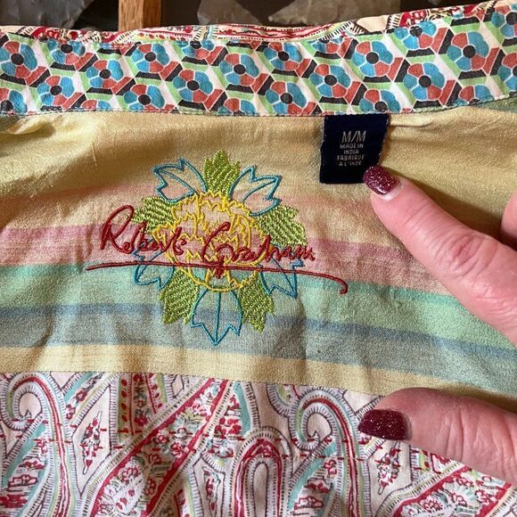 RobertโGraham Like NEW Dress Print Button Down Shirt Multi Design & Color โMediu - Picture 10 of 10